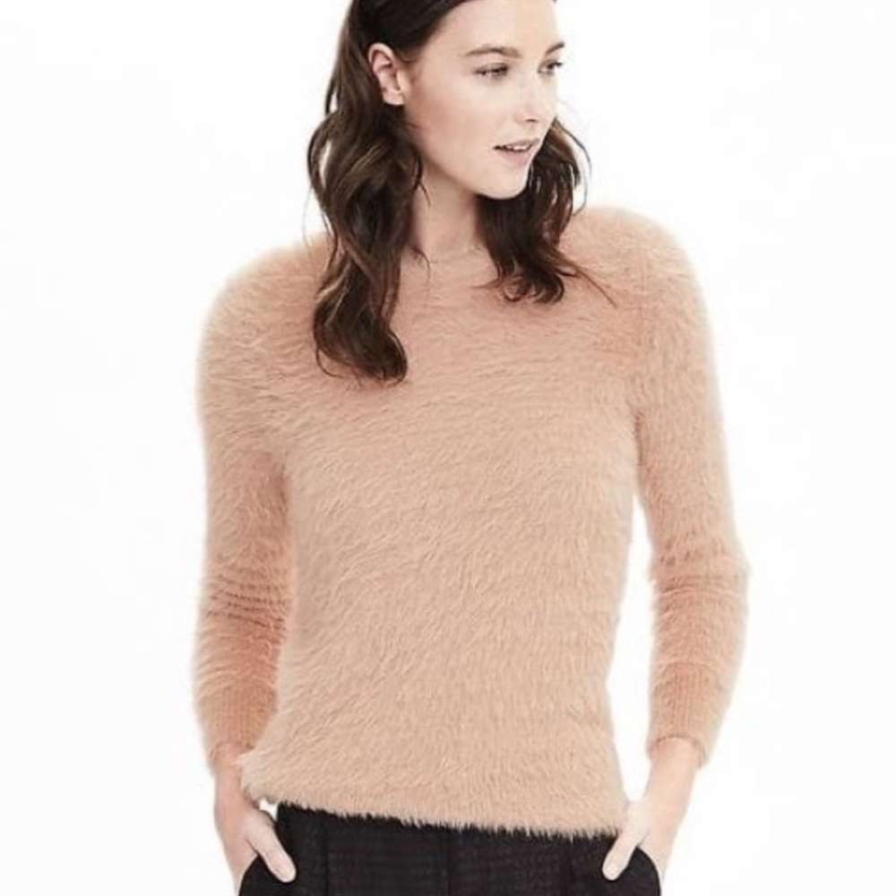 Banana Republic | Eyelash Fuzzy Pink Sweater | Size Medium